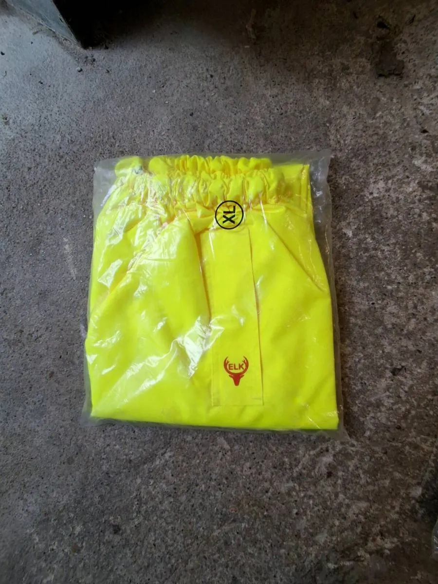 ELK high vis trousers