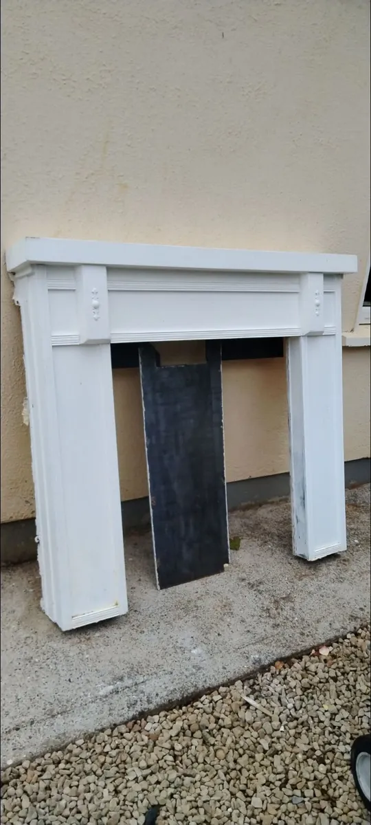 Fireplace surround