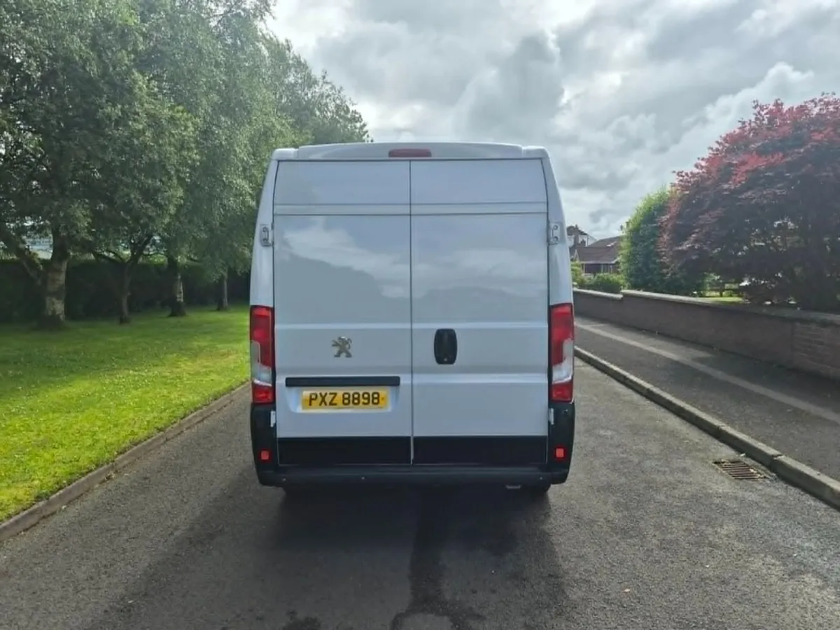 2021 Peugeot Boxer 335 Pro L2H2 BlueHdi 2.2 - Image 3