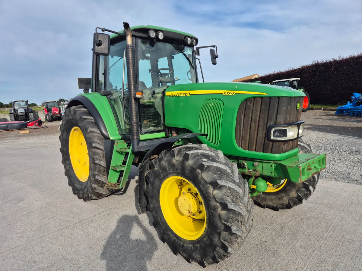 John Deere 6620 2002 - Image 1