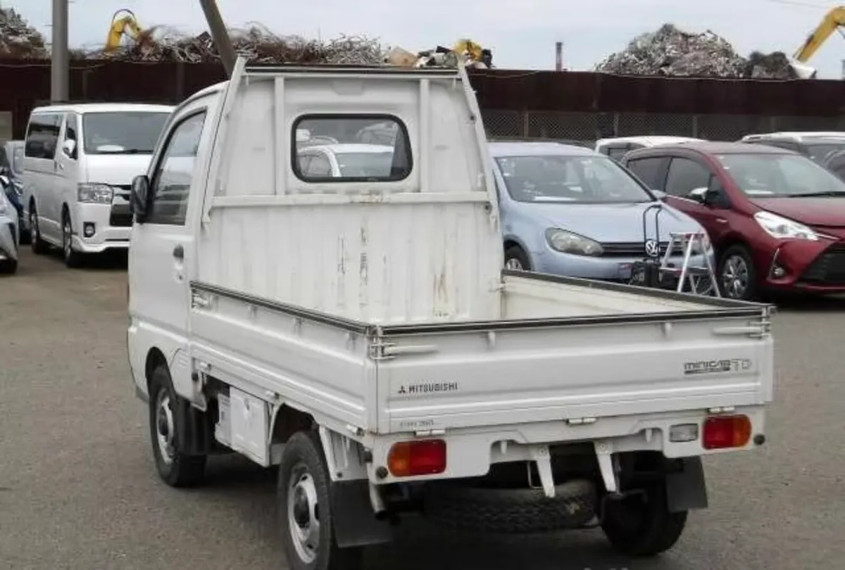 1992 Mitsubishi Minicab- vintage mini truck! - Image 3