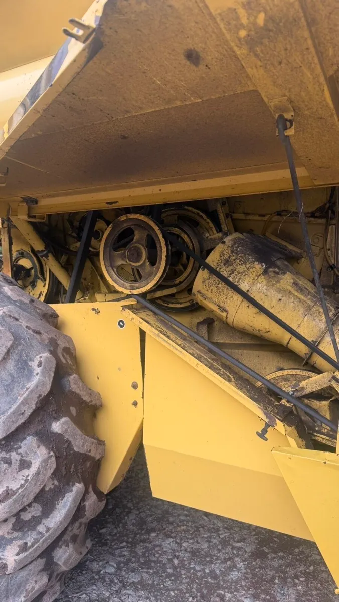 Newholland tx 32 - Image 3