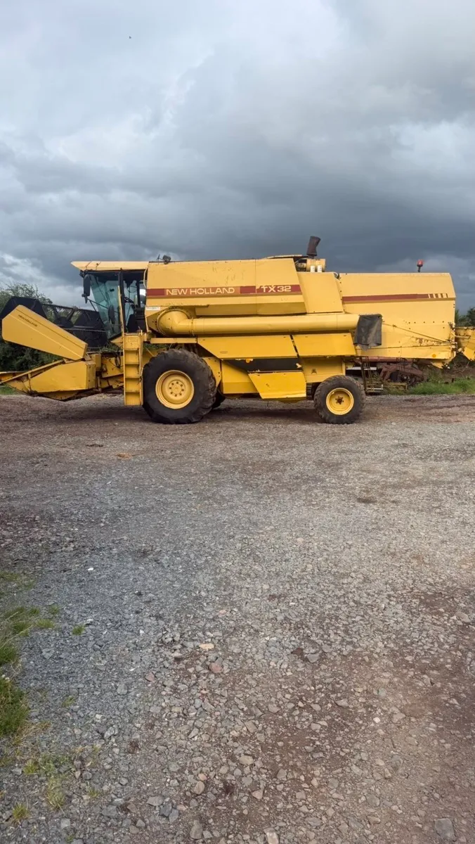 Newholland tx 32 - Image 1