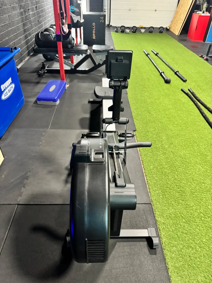 Gym equipment - Image 2