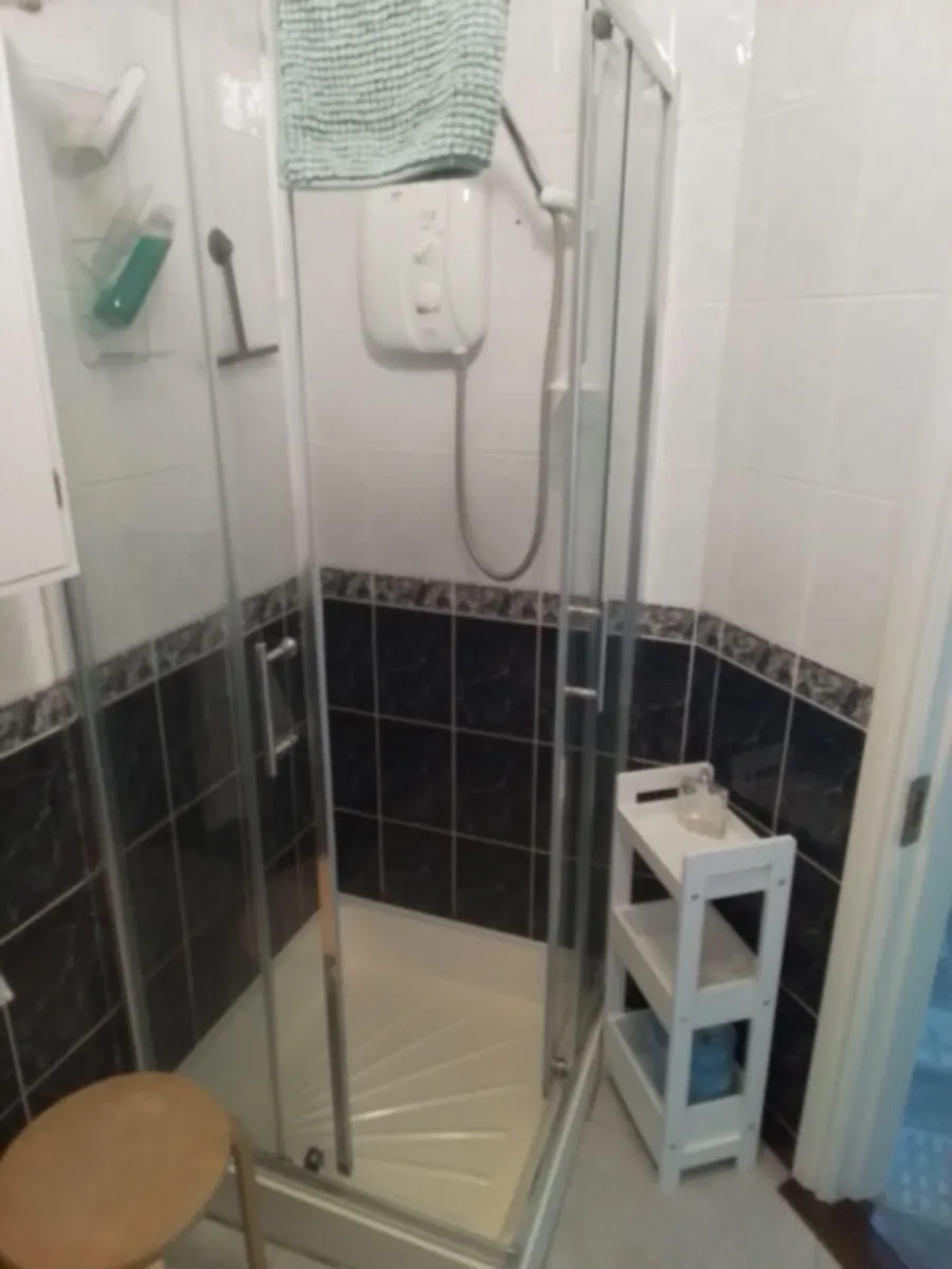 2 bed apartment Enniscrone - Image 2