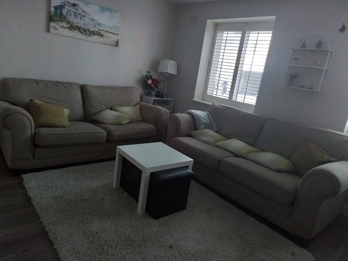 2 bed apartment Enniscrone - Image 1