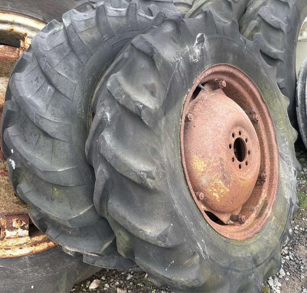 WHEELS ( 12.4 x 28 ) - Image 2