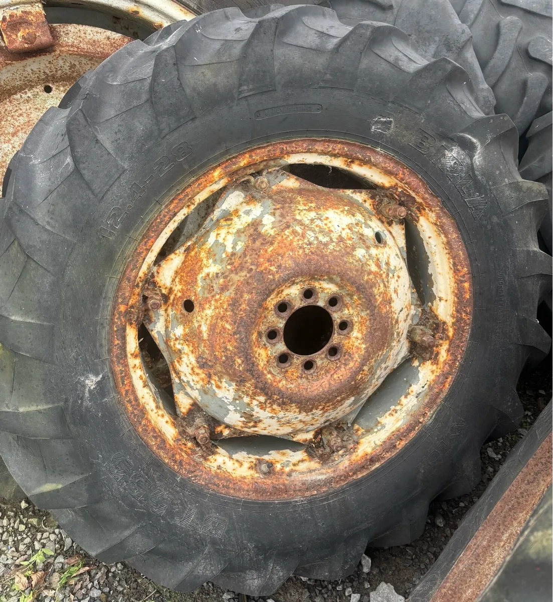 WHEELS ( 12.4 x 28 ) - Image 3