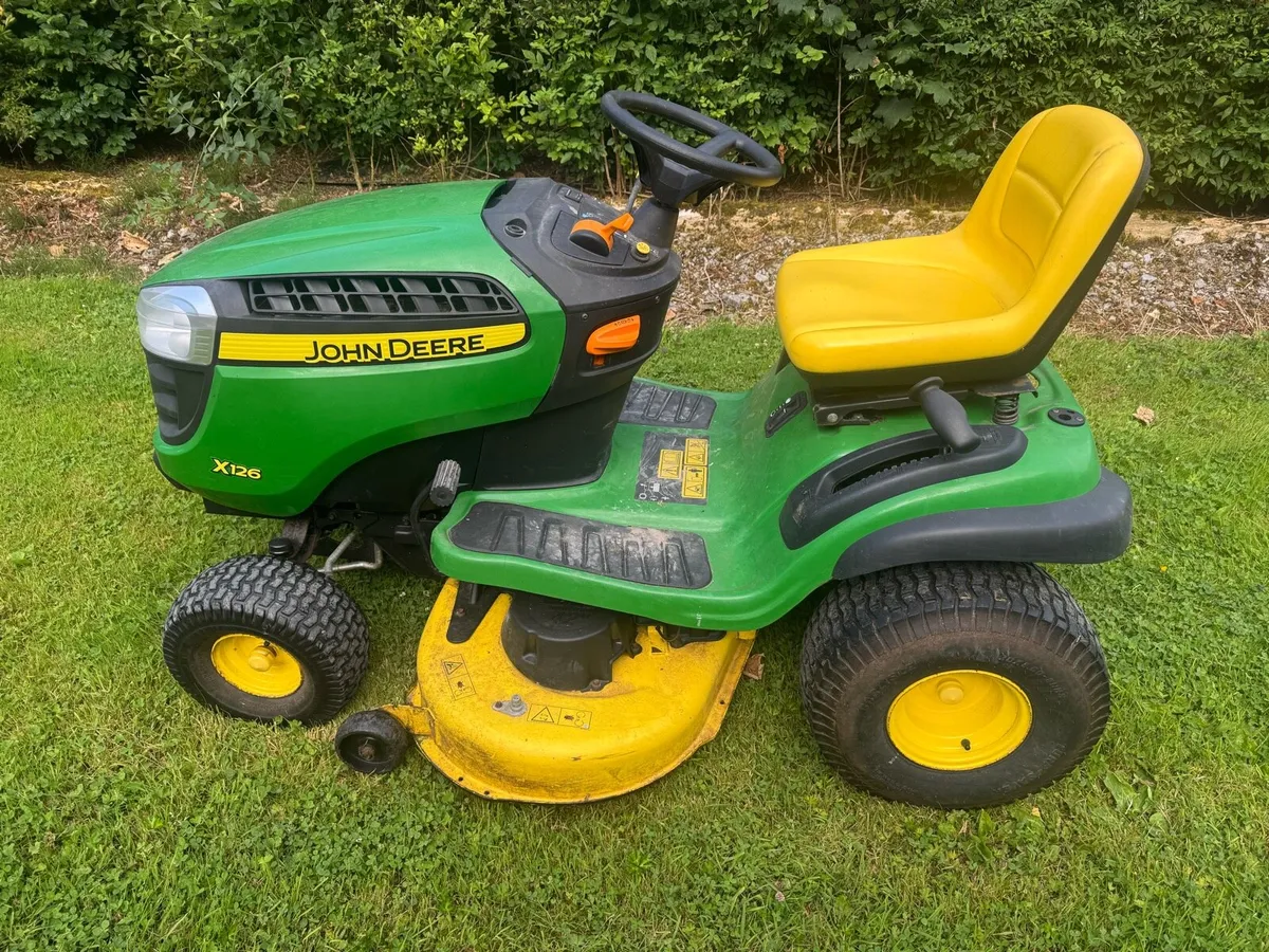 Ride on lawnmower - Image 4