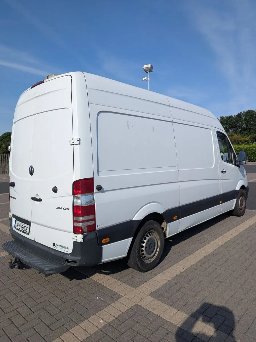 Mercedes-Benz Sprinter 2018 - Image 2