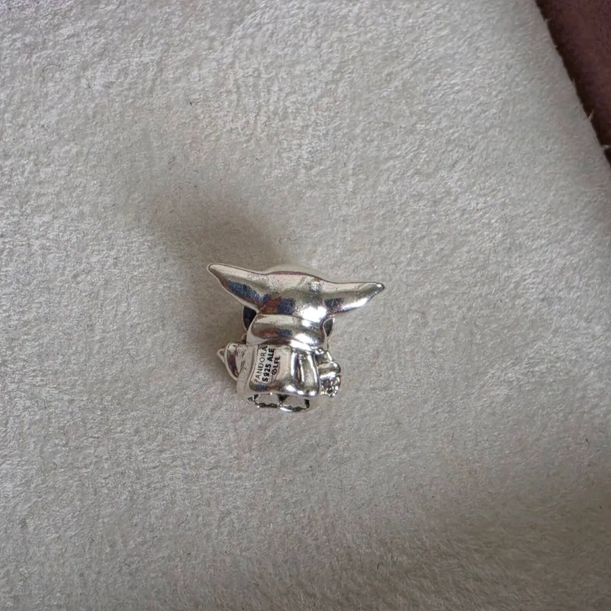 Pandora Star Wars Baby Yoda Grogu charm - Image 4