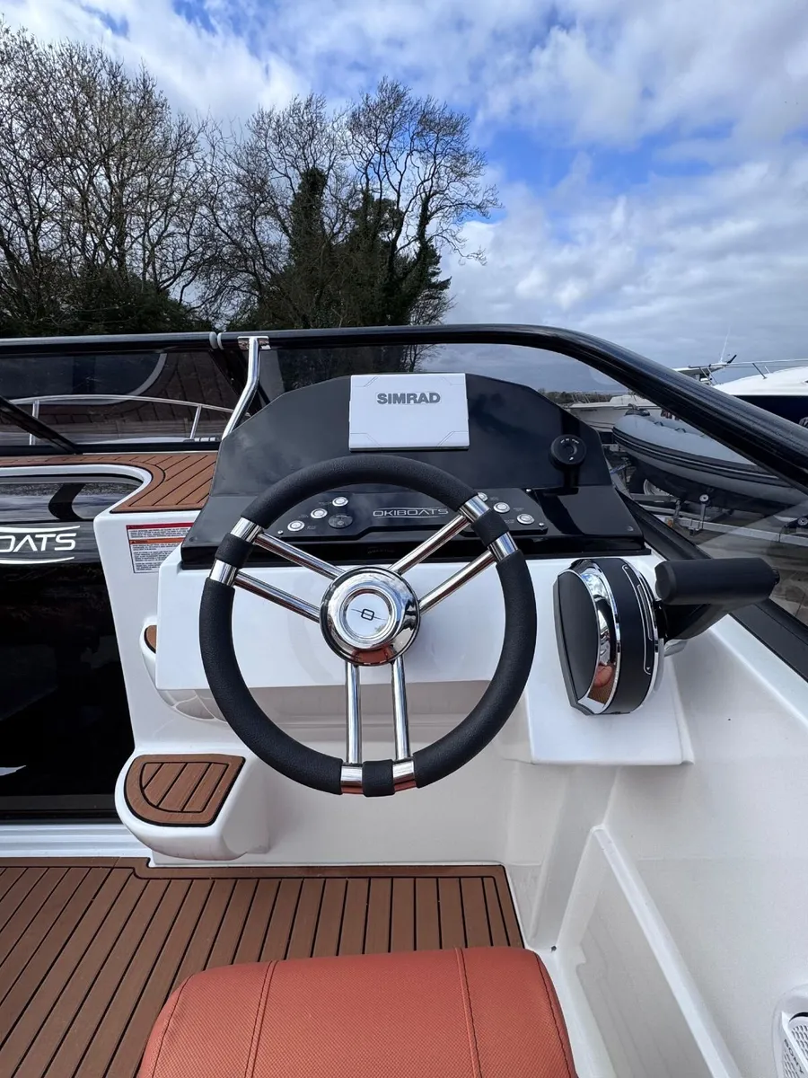 Barracuda 585DC Boat - Image 2