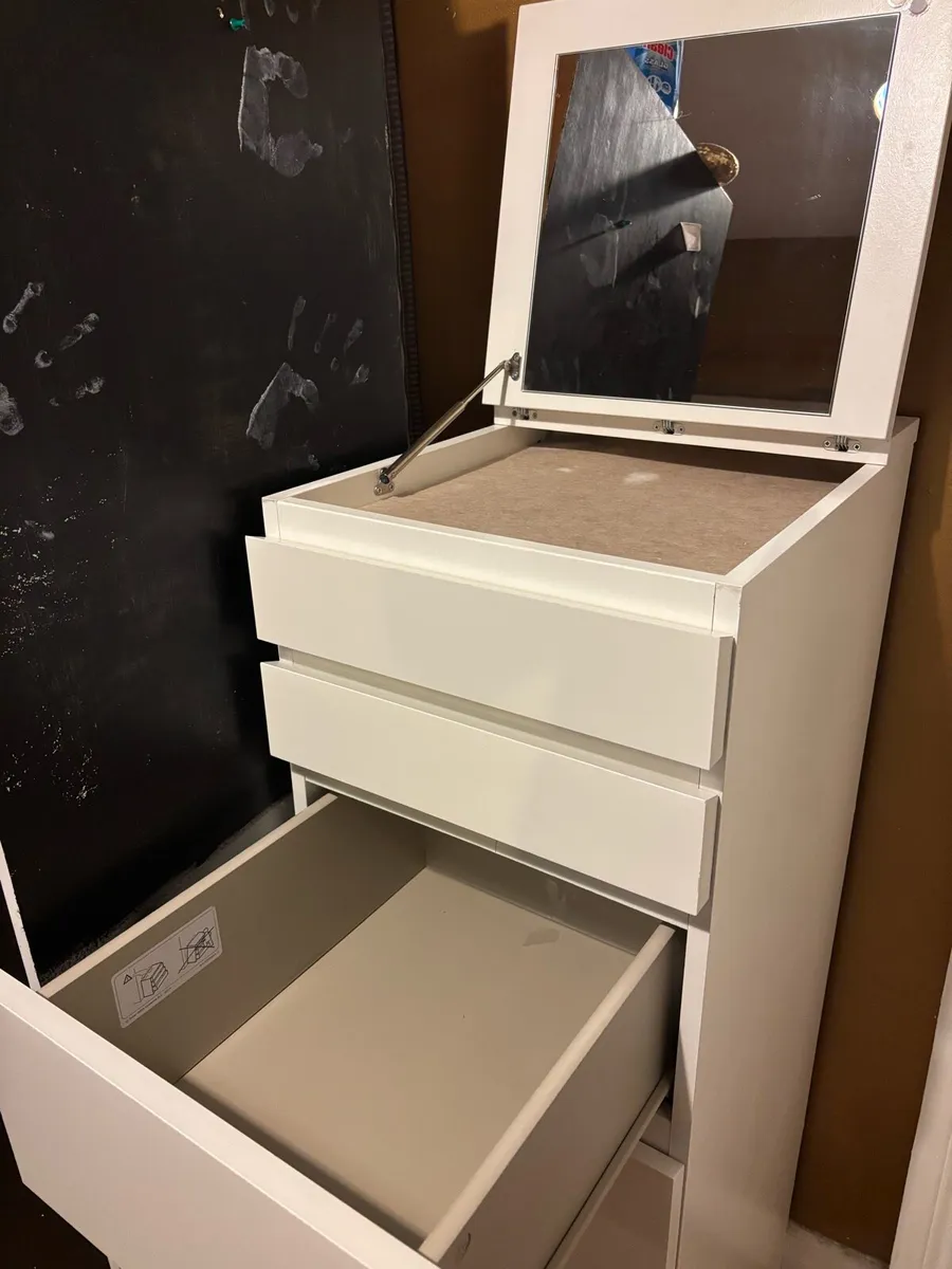 Chest drawers - Image 4