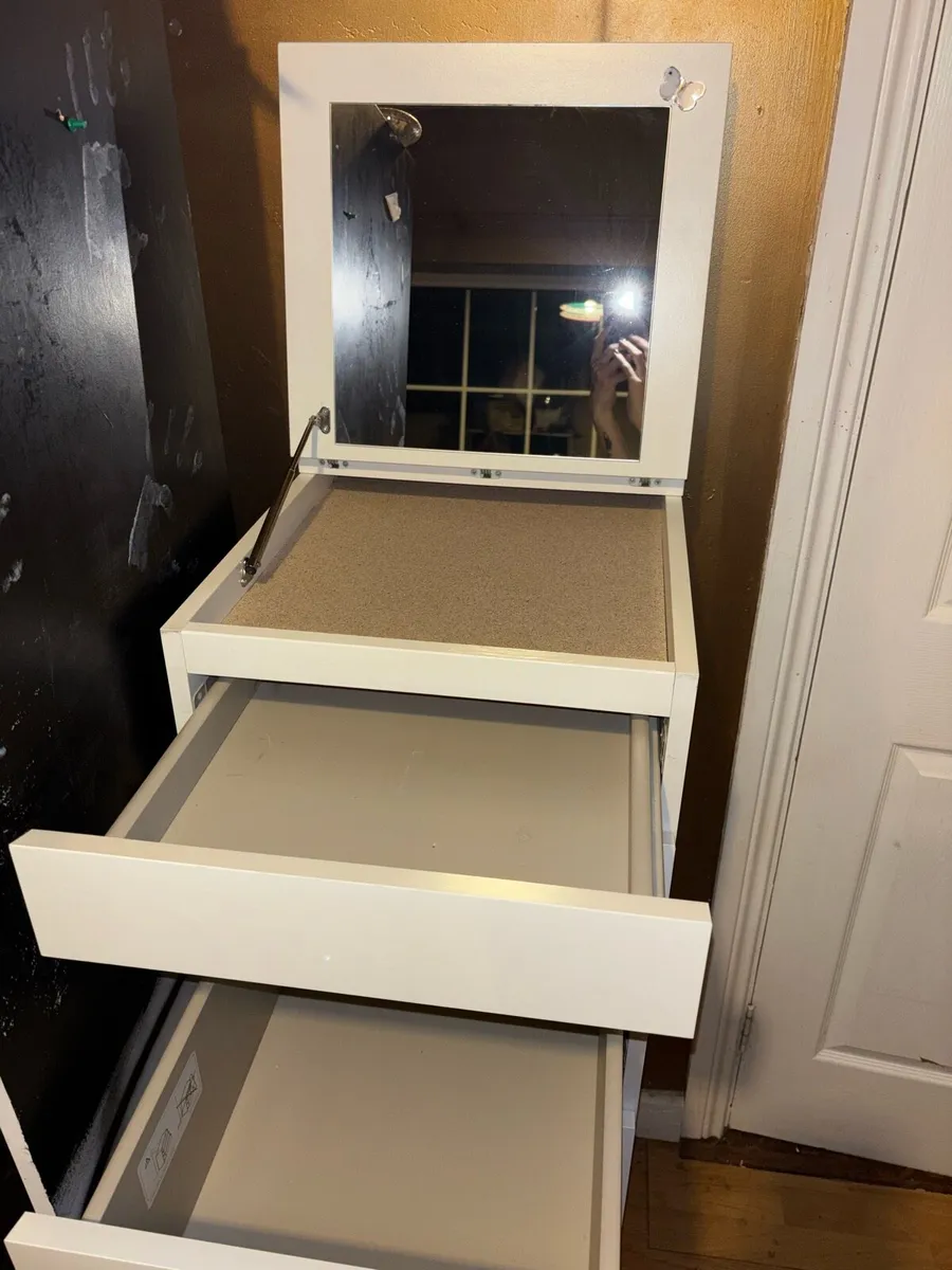 Chest drawers - Image 2