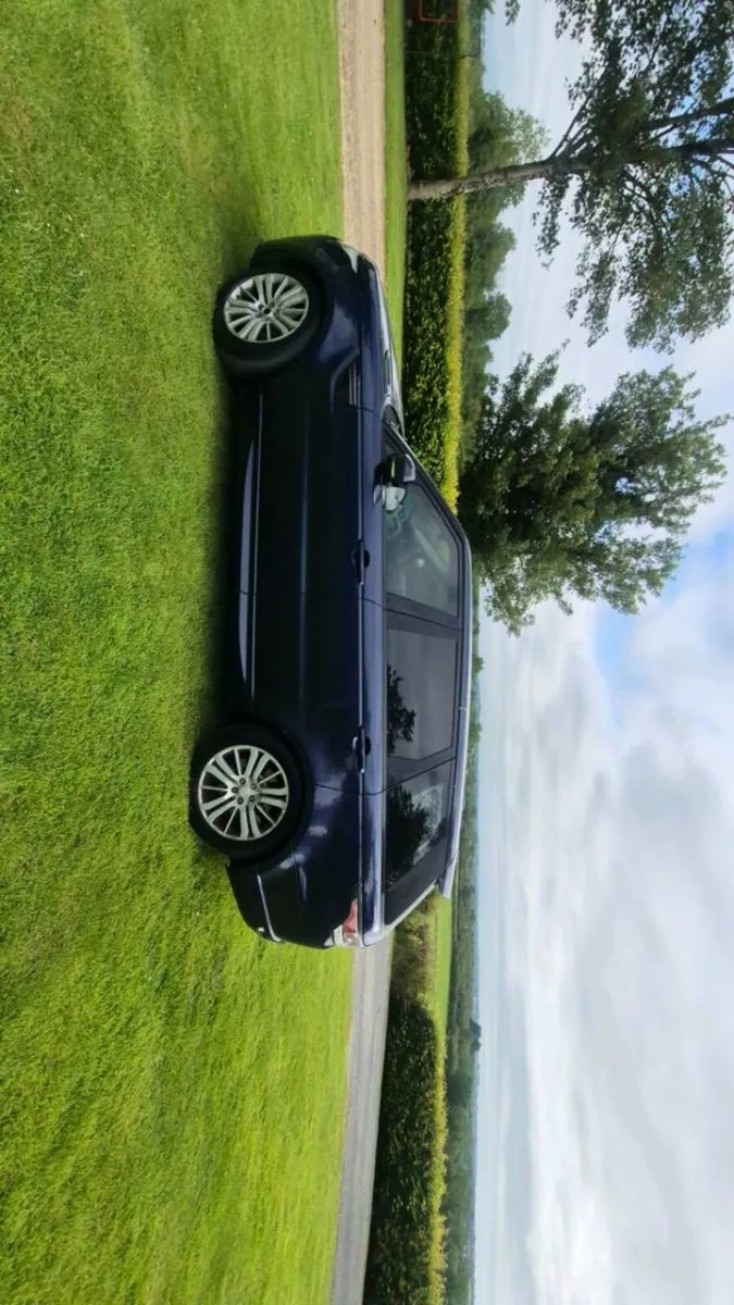2015 Range Rover Sport SUV - Image 1