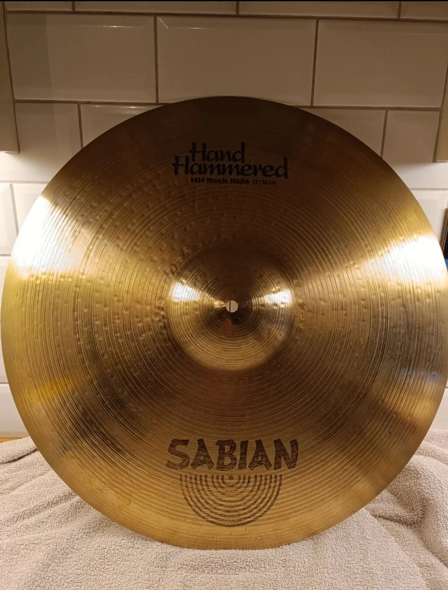 Sabian heavy hand hammered rock ride 22 inch - Image 3