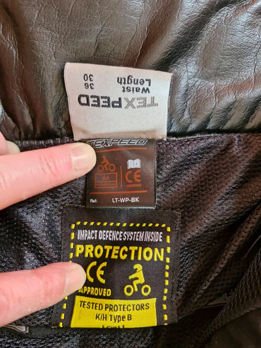 Motorcycle leather pants. - Image 3