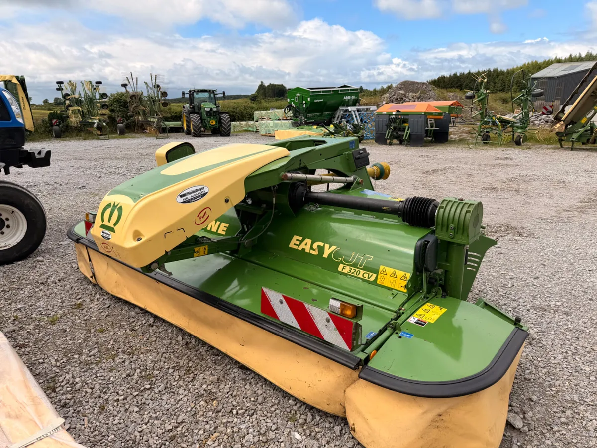 2021 Krone F320 CV Pull Mower - Image 1