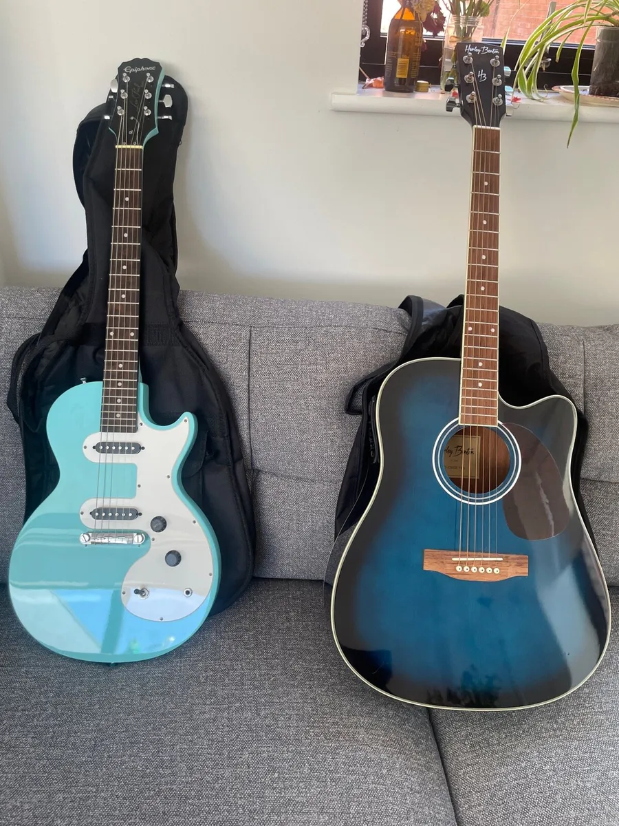 Two guitars in great shape. Electric & acoustic/el - Image 1