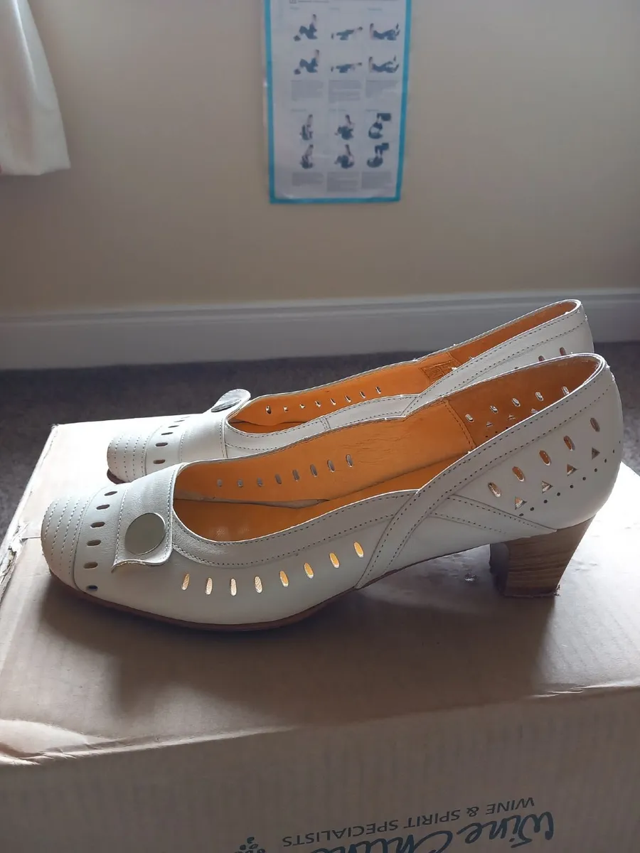 Shoes - Image 2