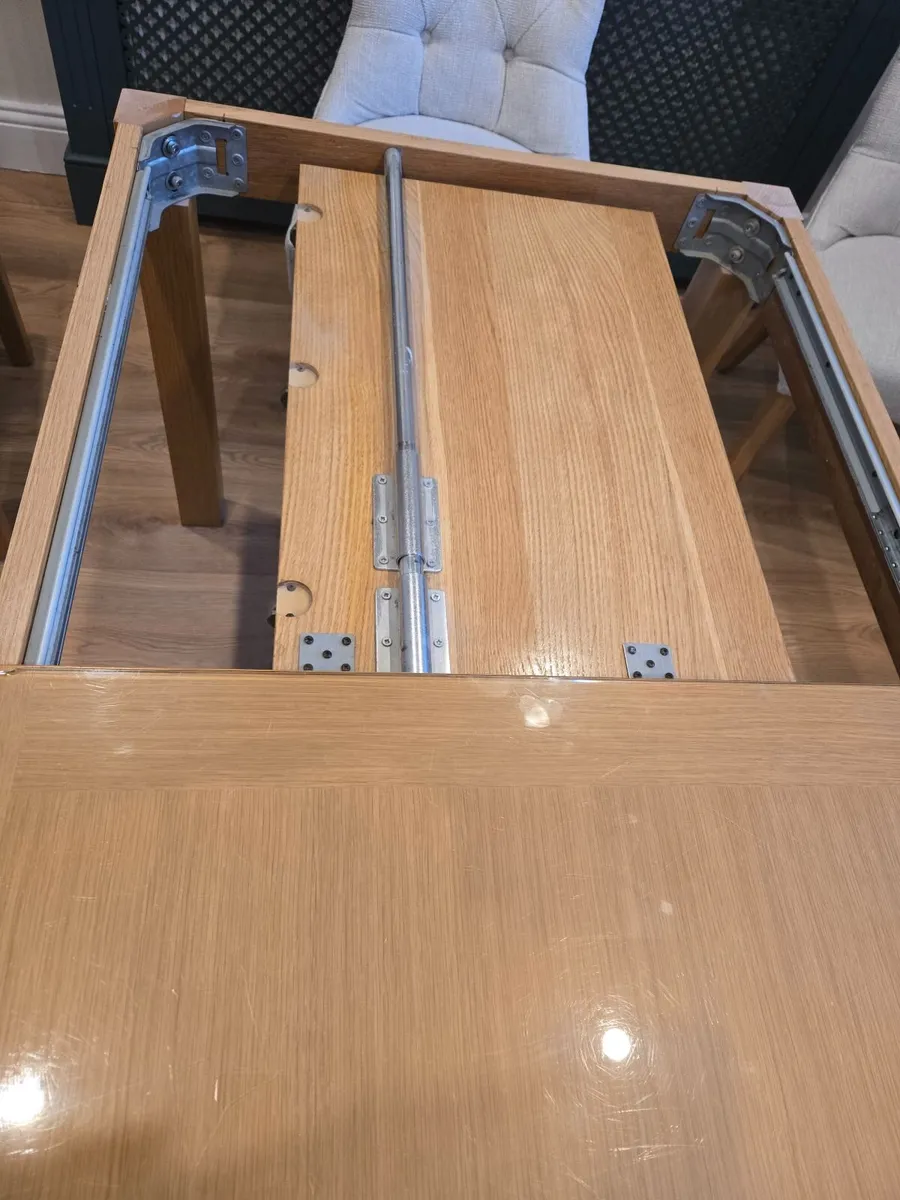 Dining Room Extendable Table - Image 2