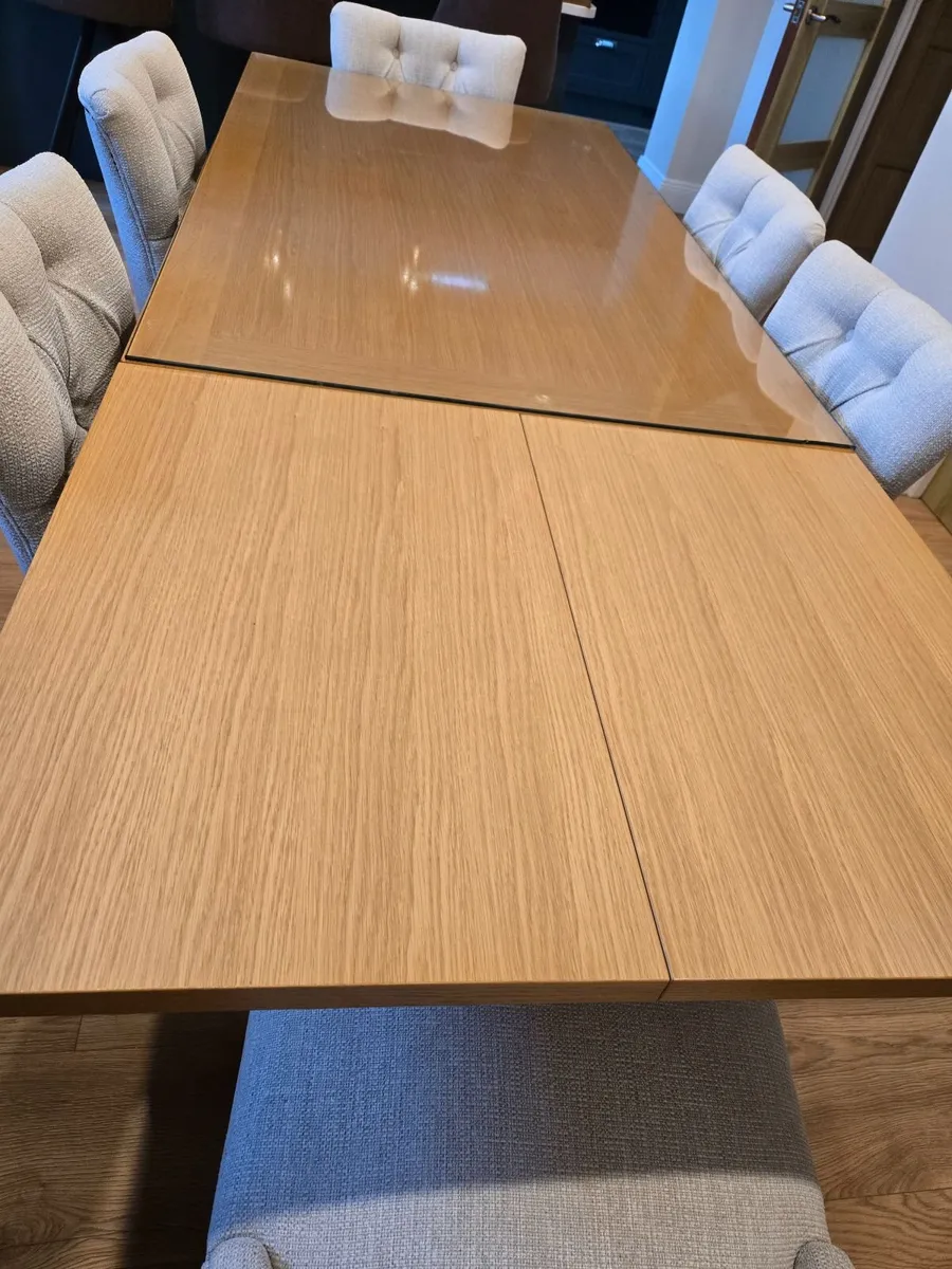 Dining Room Extendable Table - Image 3