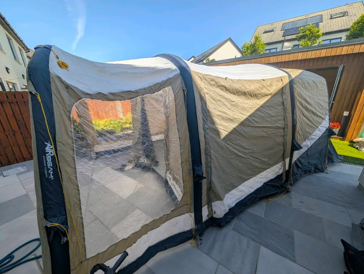 Lichfield Falcon Air 4 Inflatable Tent - Image 2