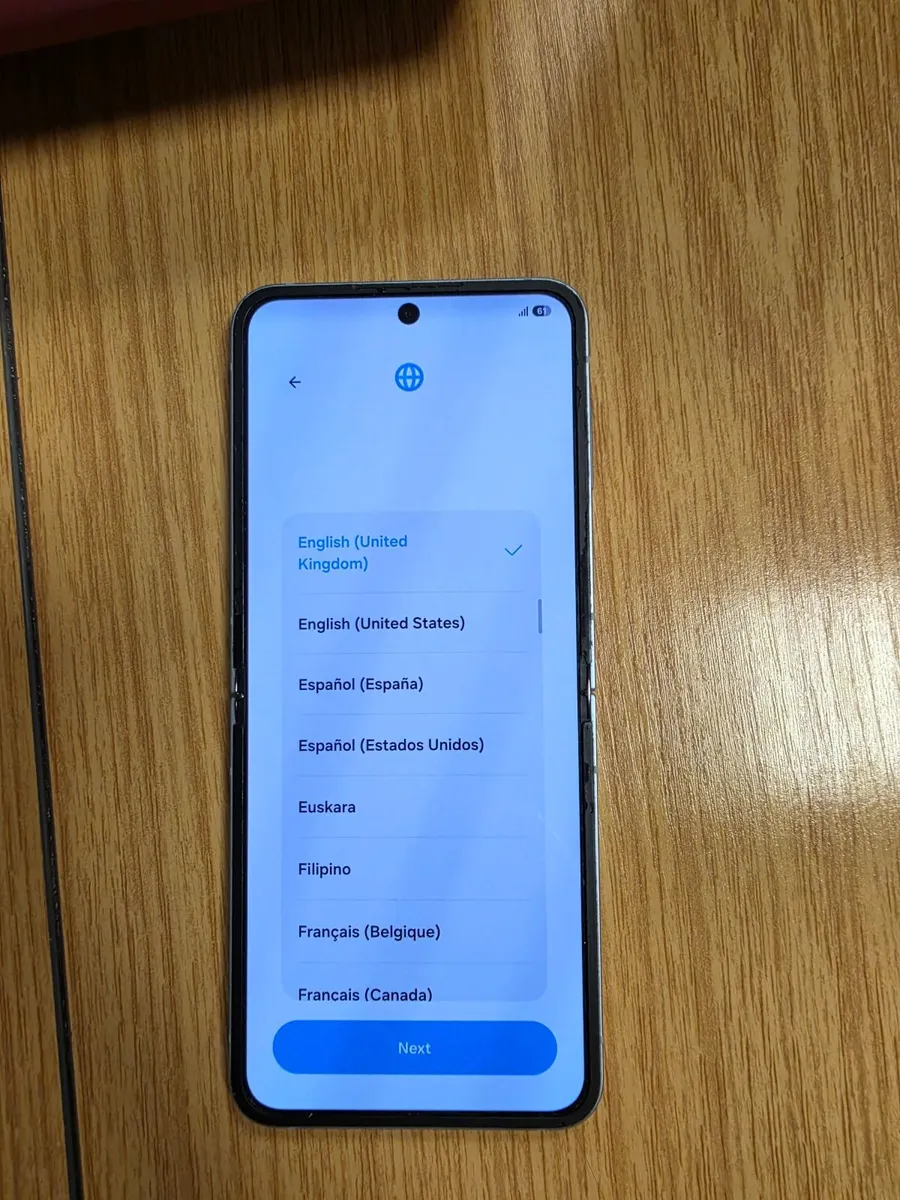 Samsung Galaxy Z Flip 6 | 256GB | 12GB RAM - Image 1