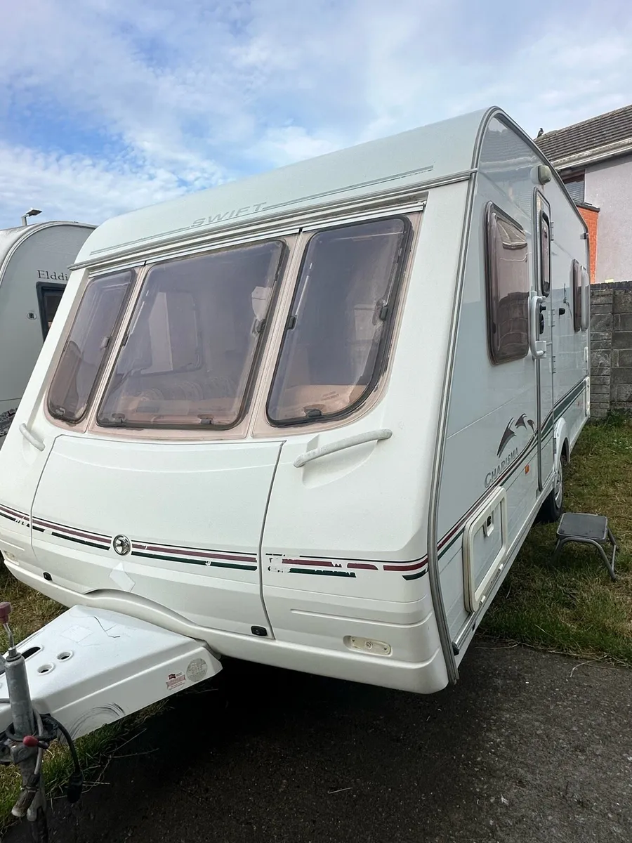 2005 Swift charisma 550 fixed bed - Image 1