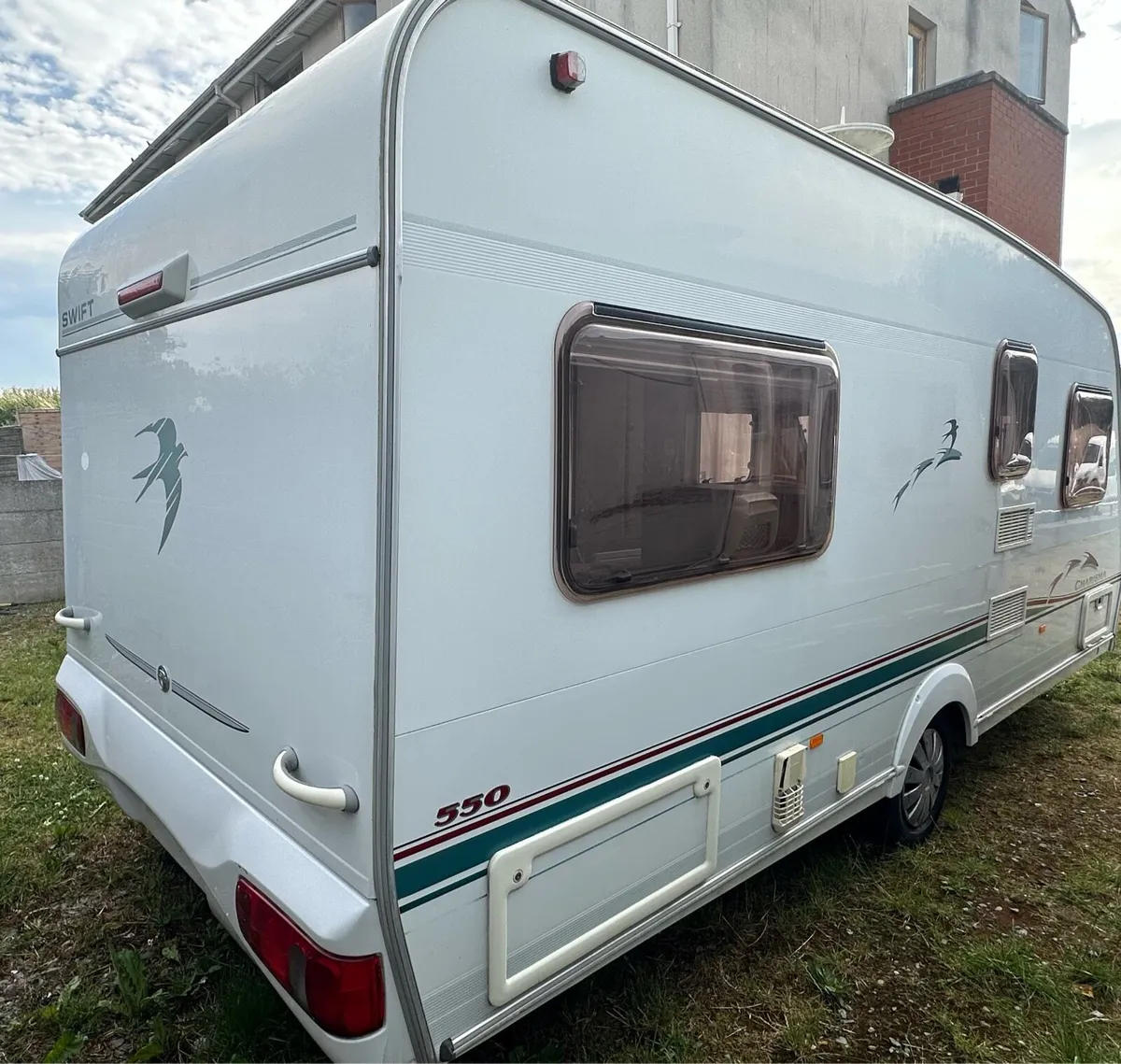 2005 Swift charisma 550 fixed bed - Image 4