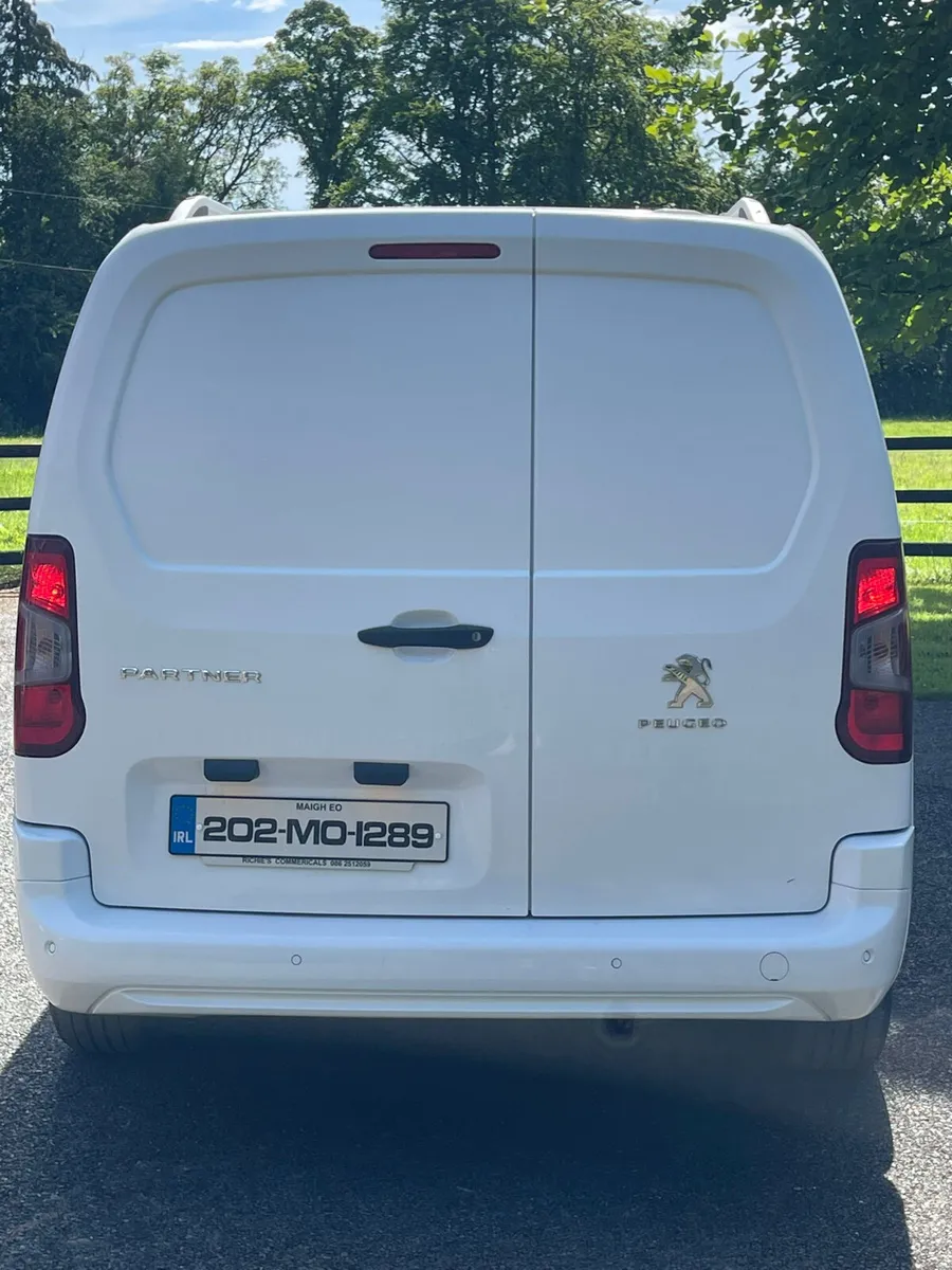Peugeot Partner  Crew Cab  Parking Sensors No Vat - Image 4