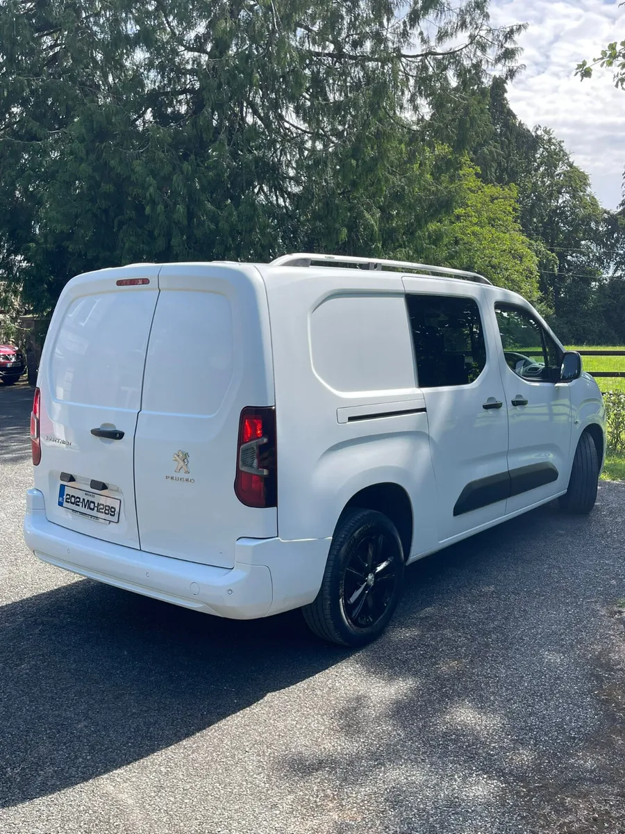 Peugeot Partner  Crew Cab  Parking Sensors No Vat - Image 3