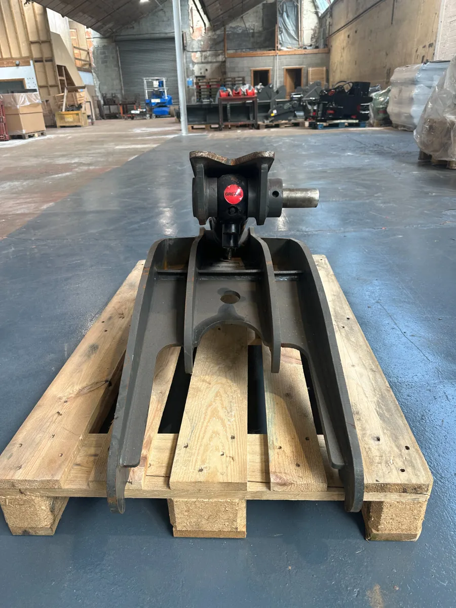 8T Hydraulic Clamp/Thumb - Image 3