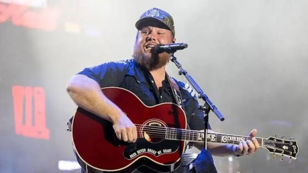 🎵2 Luke combs Tickets Saturday 18th July 🎵