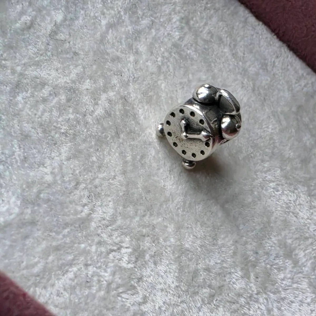 Pandora charm alarm clock very good condition - Image 2