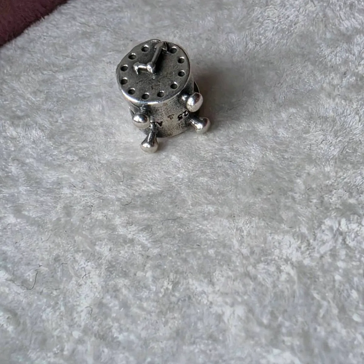 Pandora charm alarm clock very good condition - Image 4