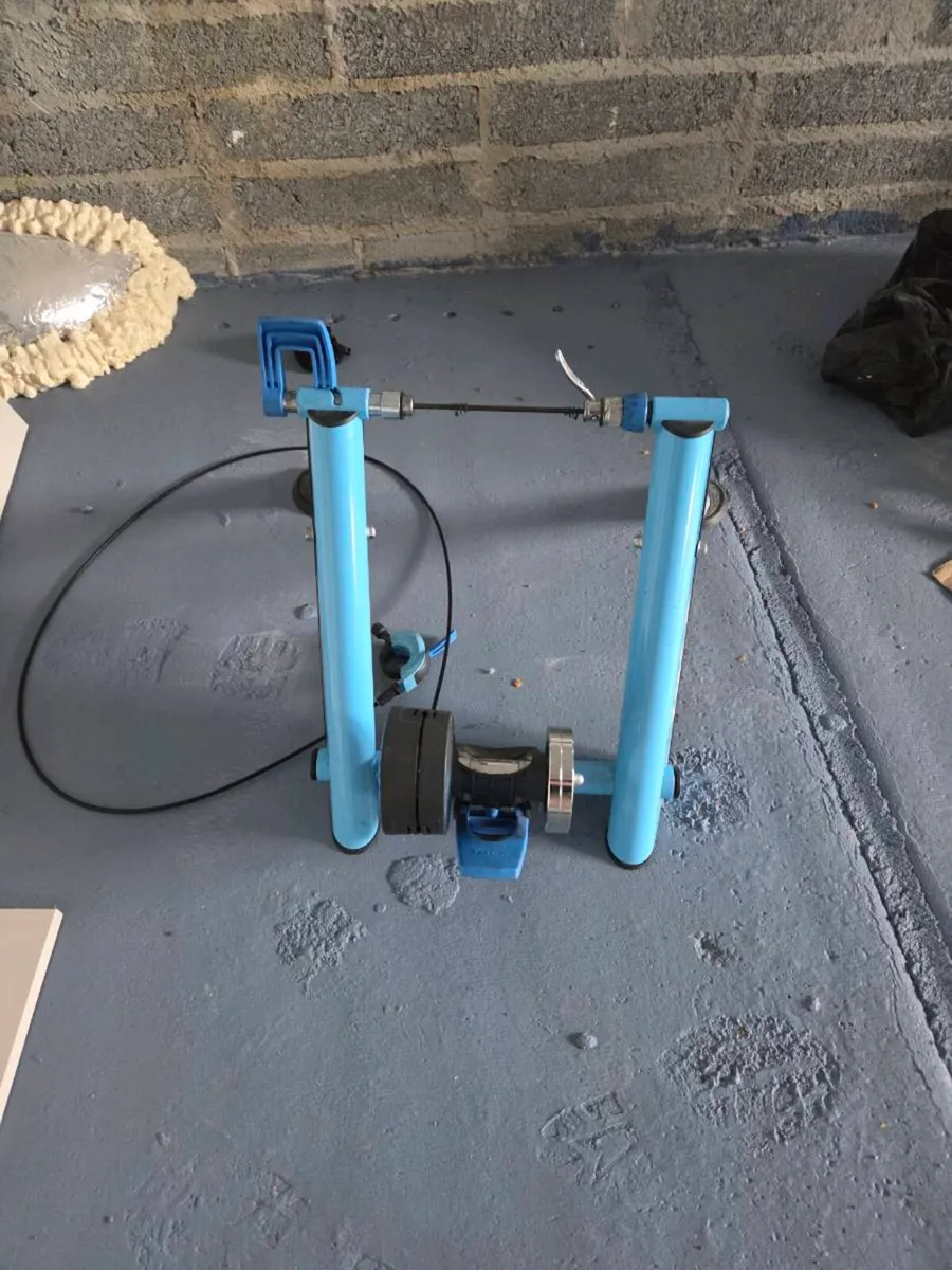 Tacx Turbo Trainer - Image 2