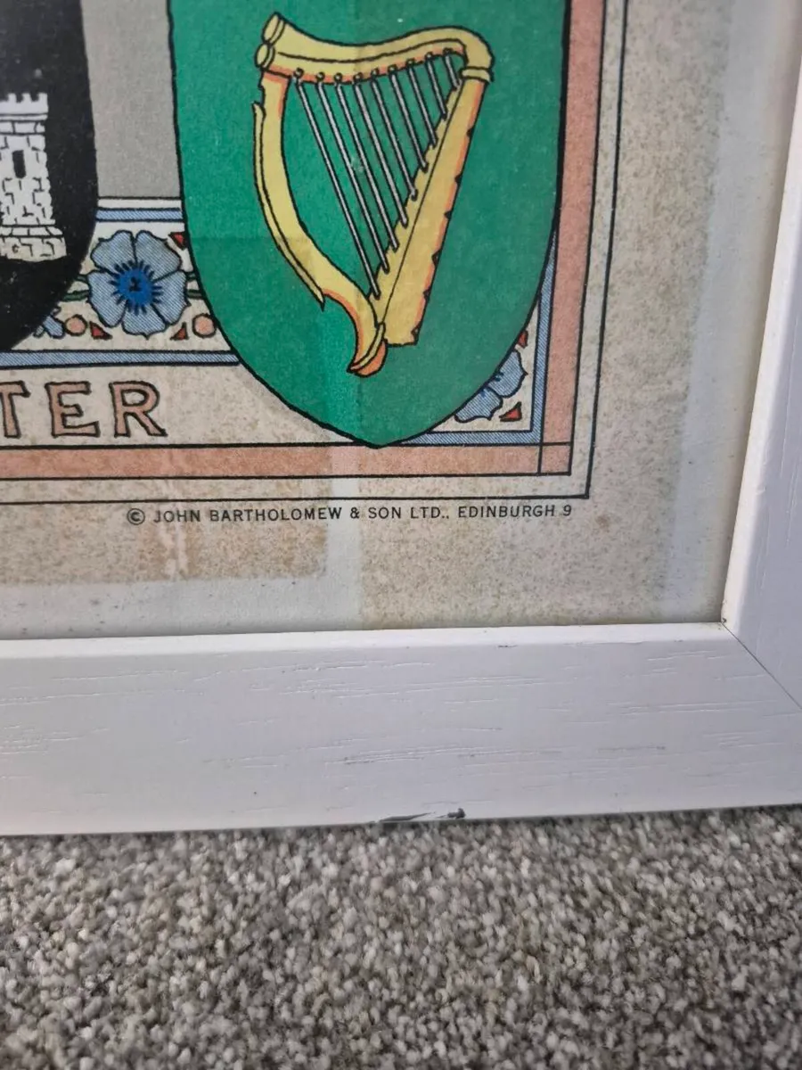 Detailed picture map of Ireland - Image 3