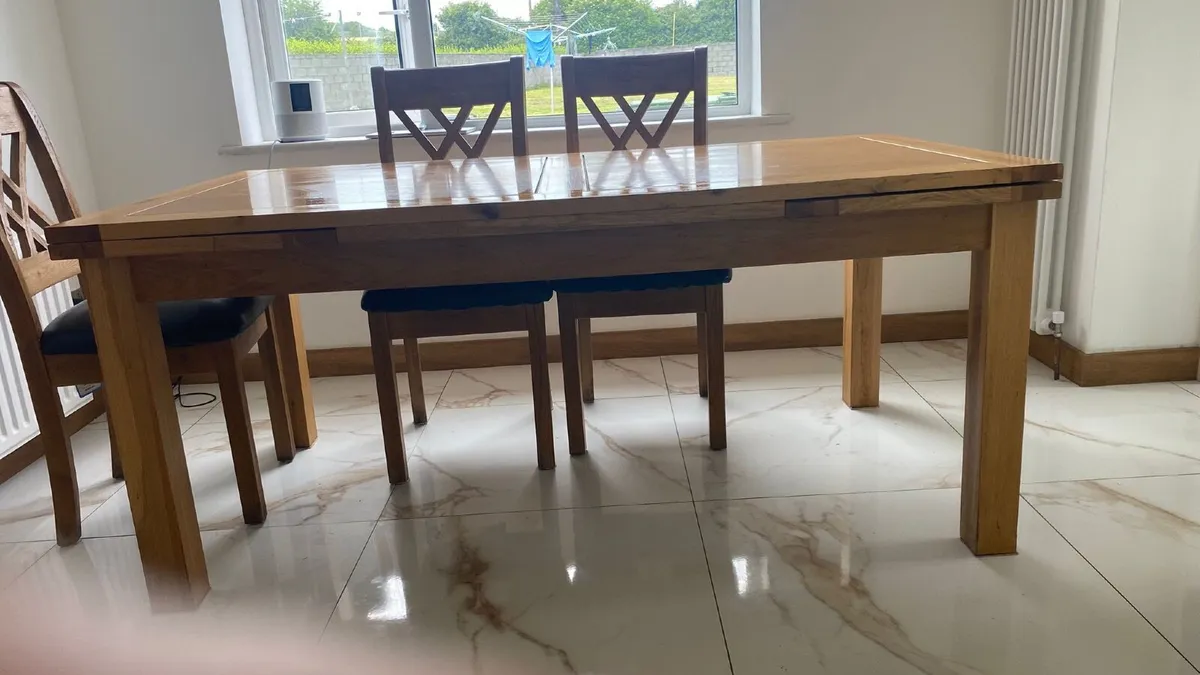 Dining Table and 6 chairs - Image 1