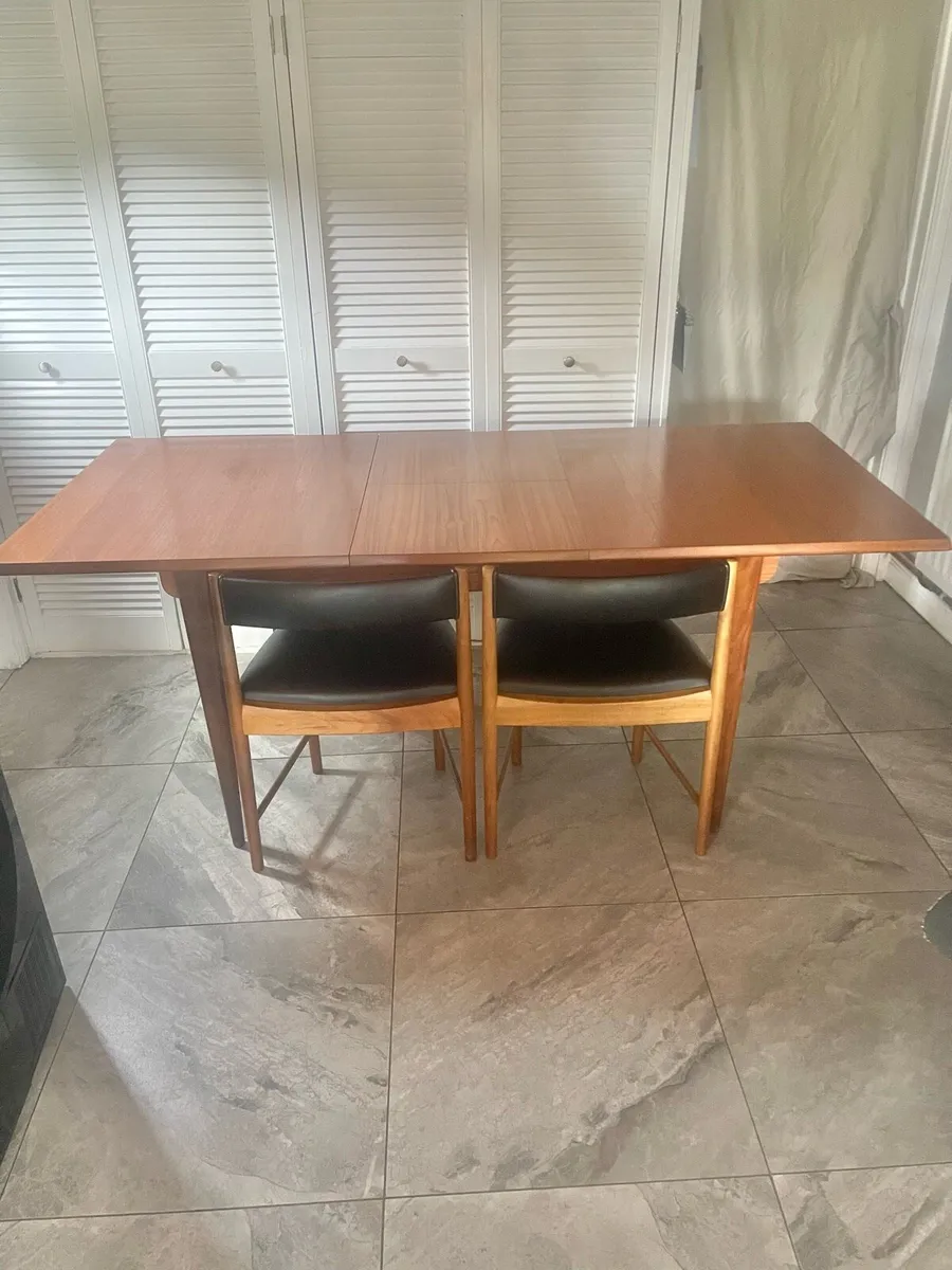 Mid century dining - Image 1