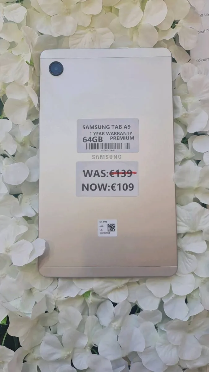 SAMSUNG TAB A9