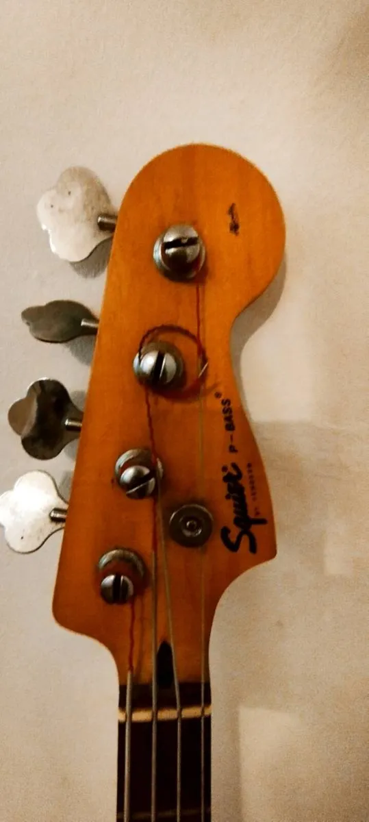 Fender Squier Bass guitar - Image 4