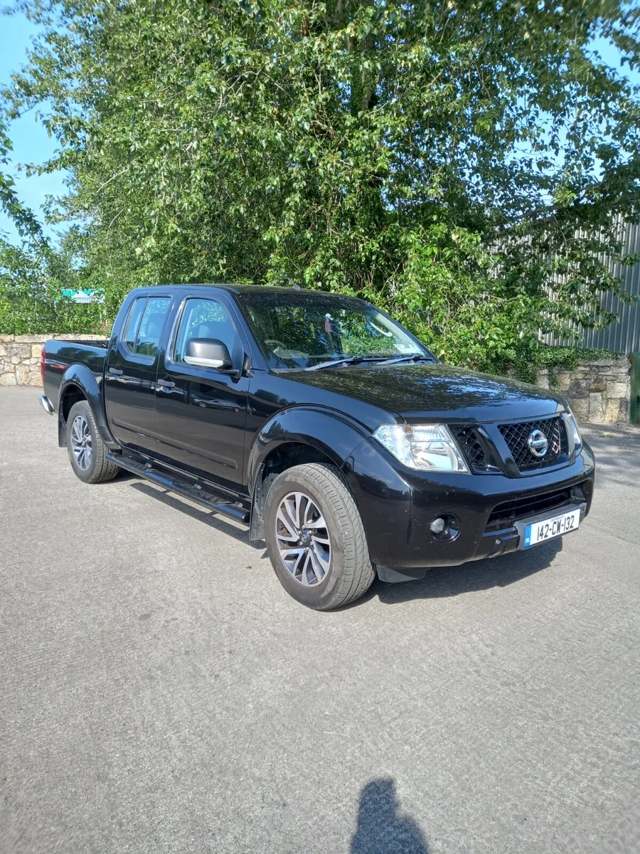 2014 Nissan Navara Crew Cab 2.5 Diesel - Image 1