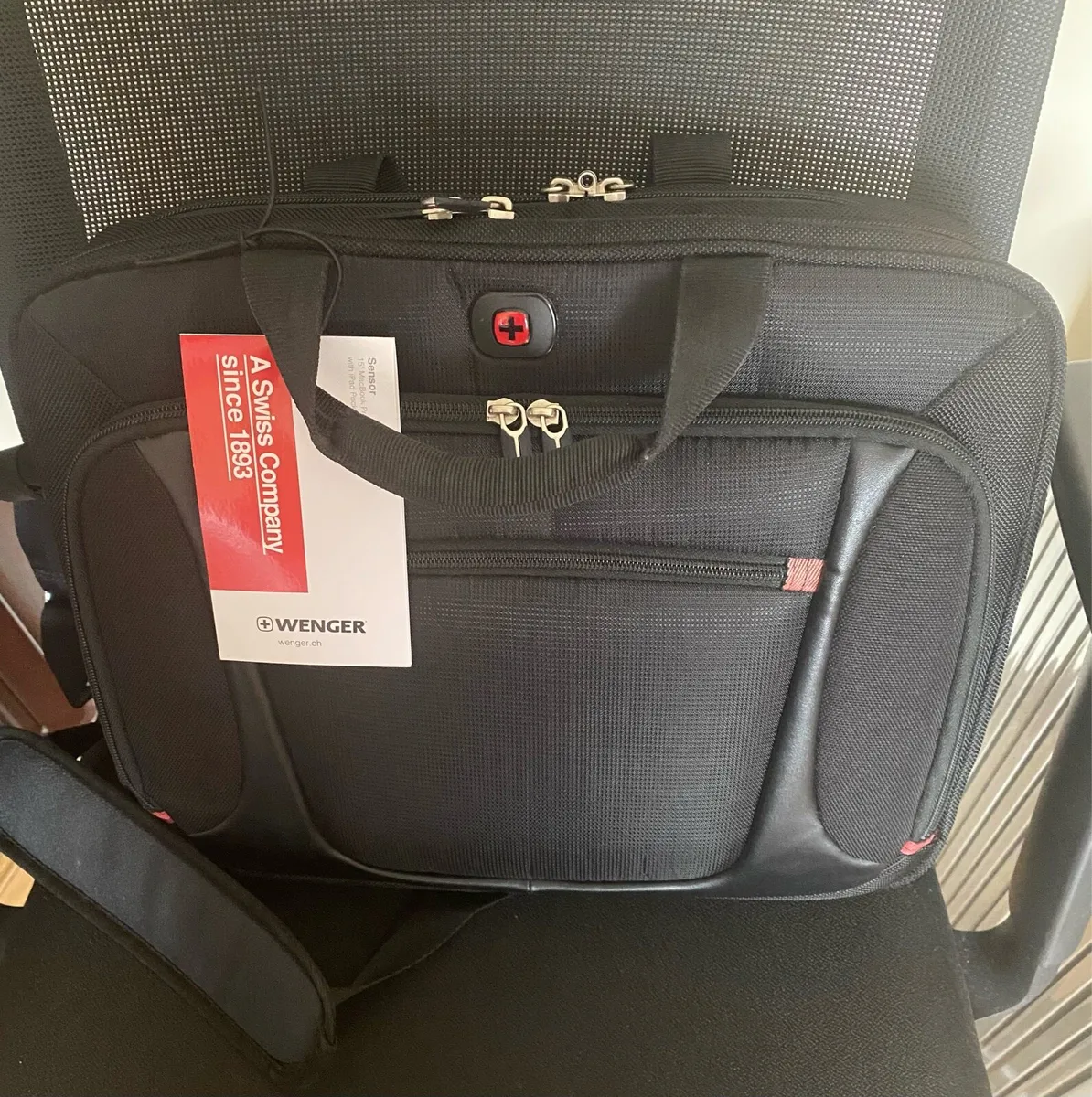 NEW With Tags Wenger Sensor 15” Laptop Bag - Image 4