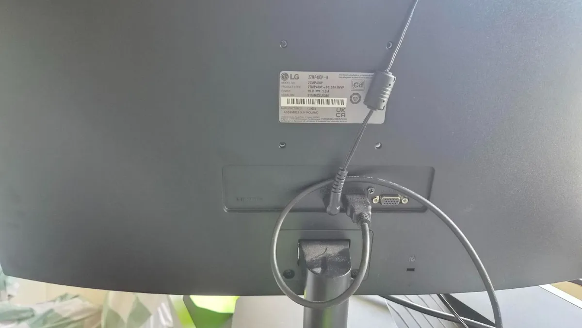 LG 27 Inch Computer Monitor full HD - Image 2