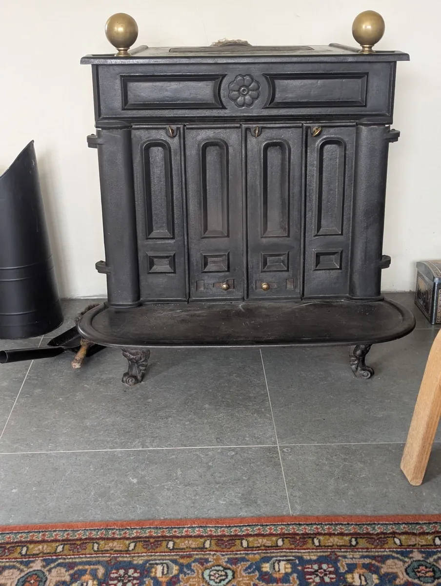 Stove - Image 2