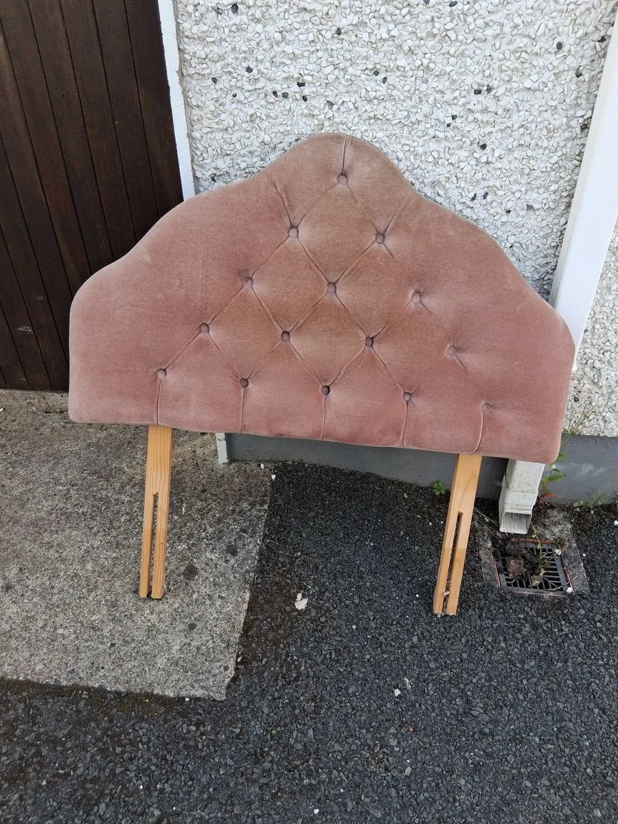 Single bed bace with headboard - Image 1