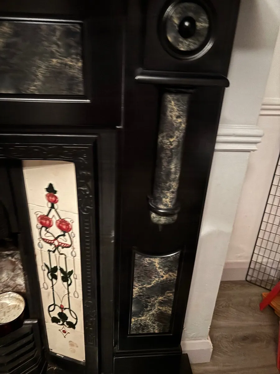 Fireplace for sale - Image 4