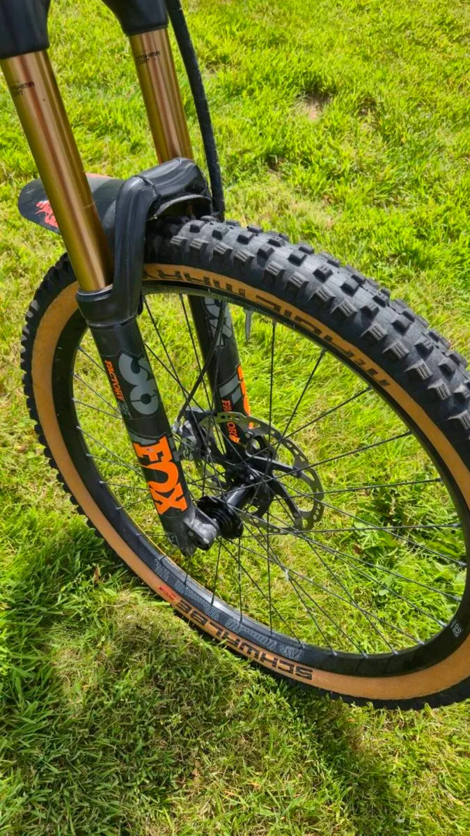 Commencal Meta Am New Zealand Edition - Image 4