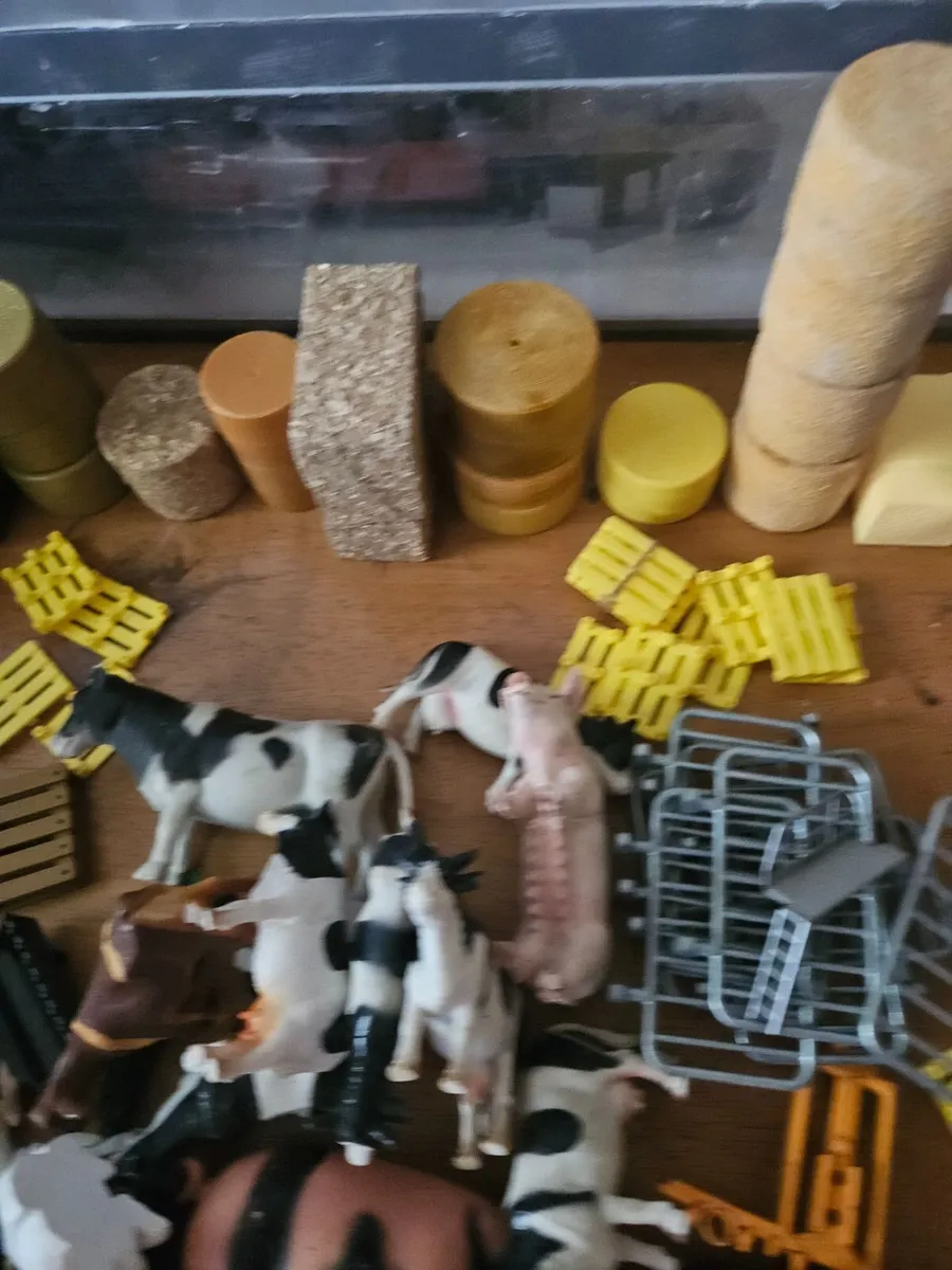 Britain's Siku Farm Animals Accessories etc - Image 4
